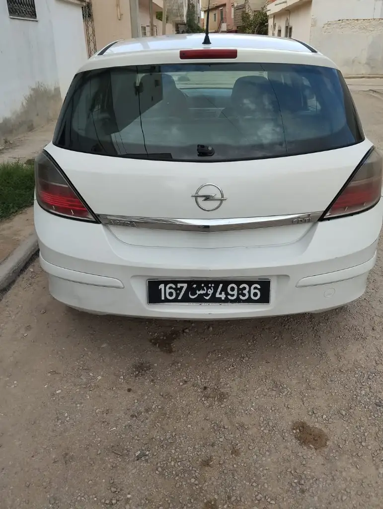 Opel Astra - Photo 4