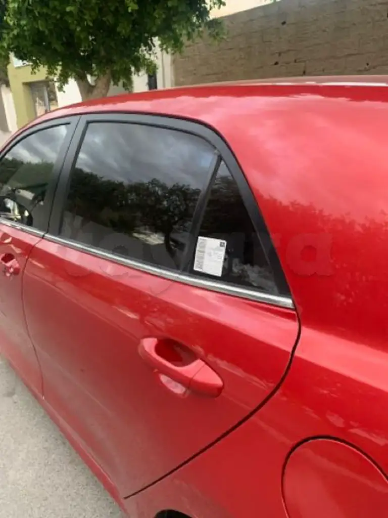 Kia RIO - Photo 2
