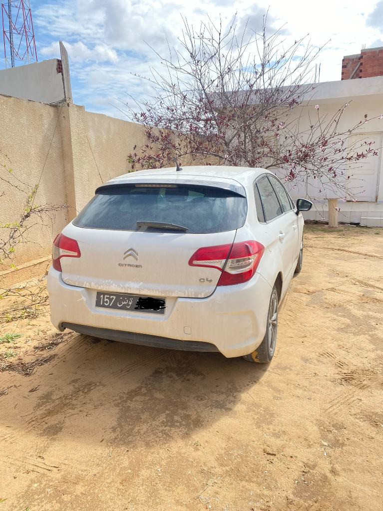 Citroen C4 - Photo 6