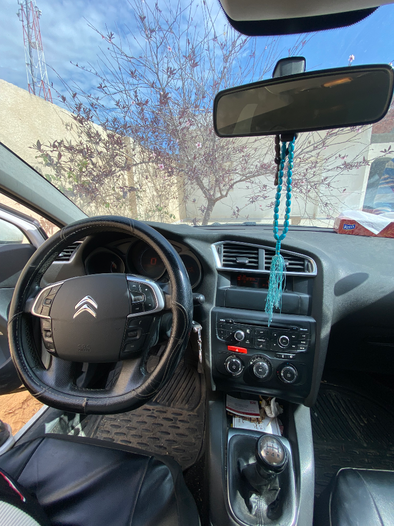 Citroen C4 - Photo 8