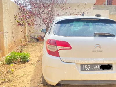 Citroen C4 - Photo 9