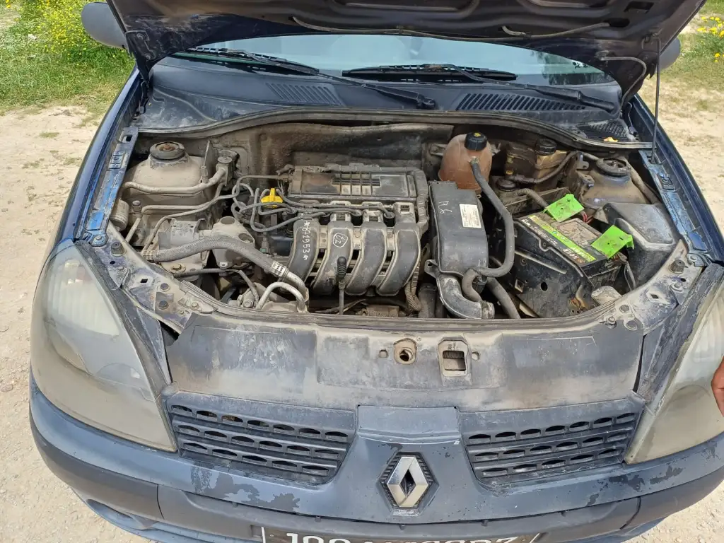 Renault Clio - Photo 3