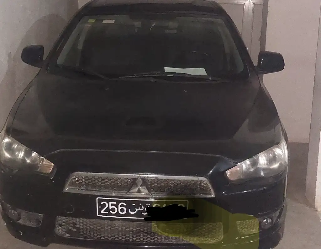 Mitsubishi Lancer - Photo 4