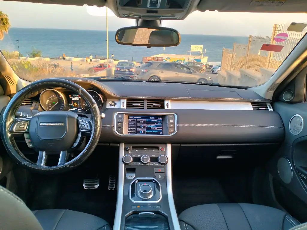 Land rover EVOQUE - Photo 4