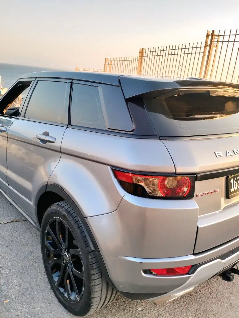 Land rover EVOQUE - Photo 5