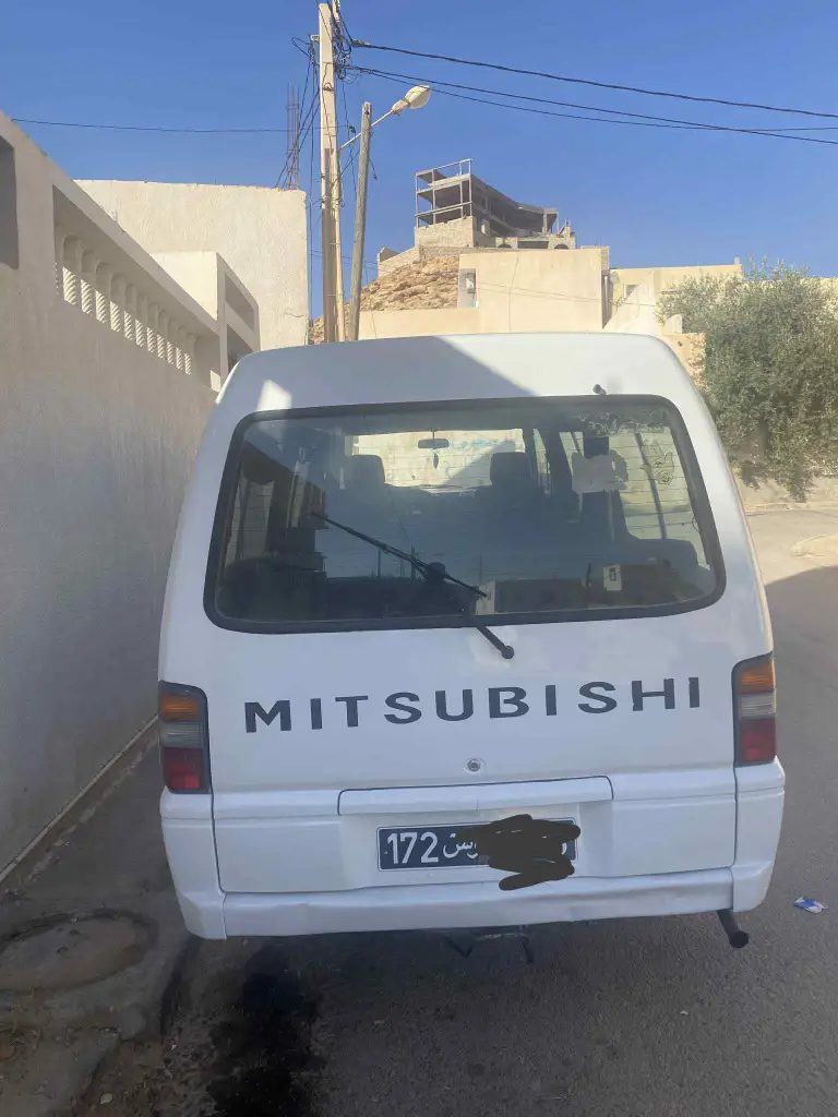 Mitsubishi Autres - Photo 2