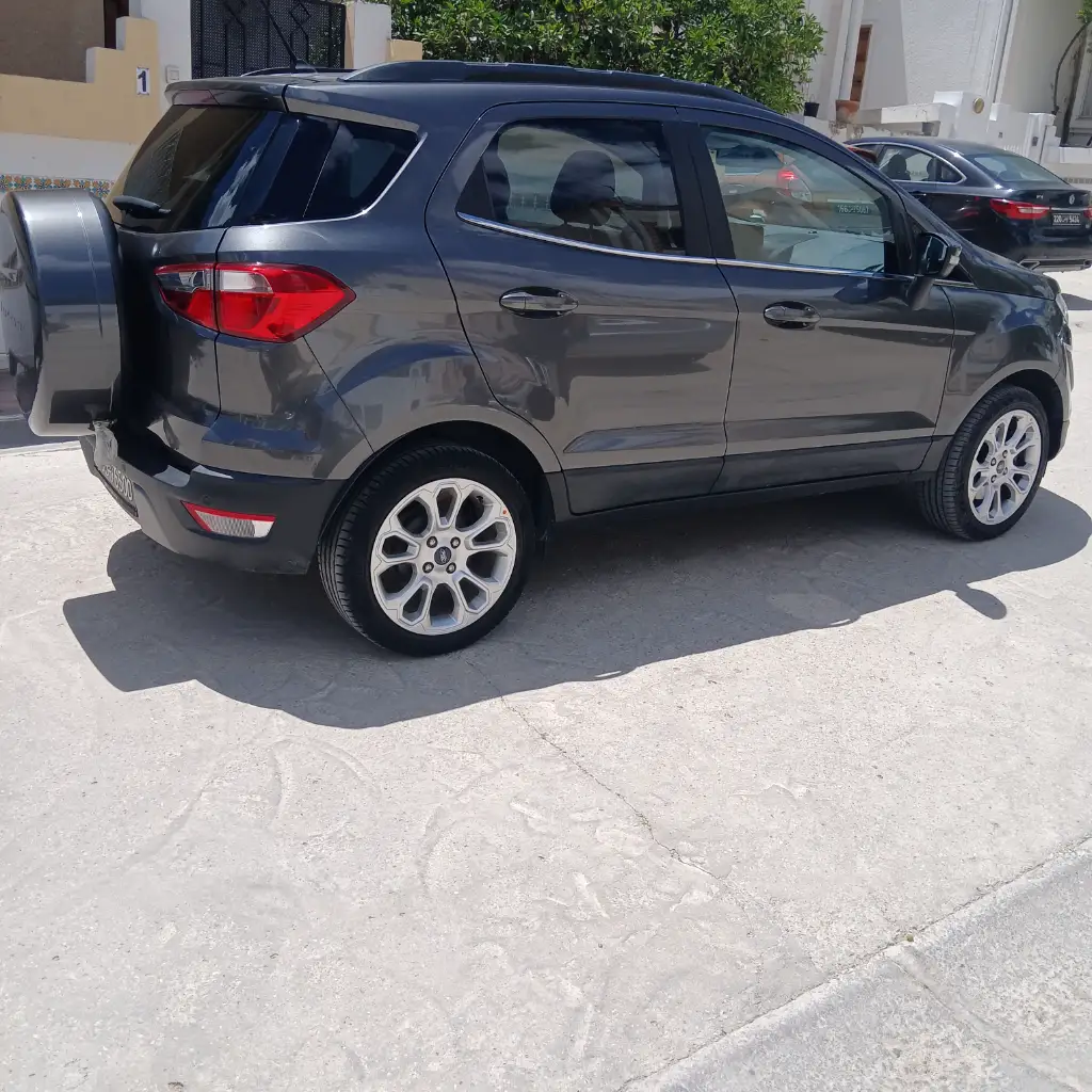 Ford ECOSPORT - Photo 3