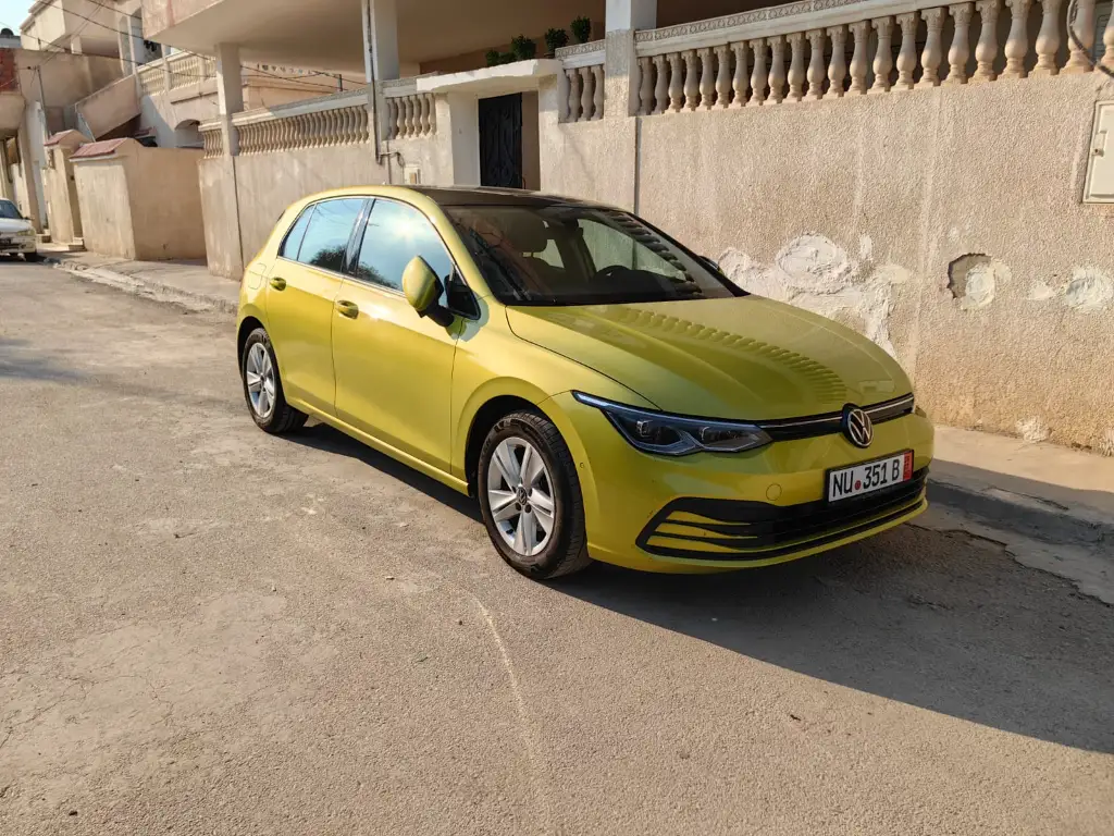 Volkswagen Golf 8 - Photo 5