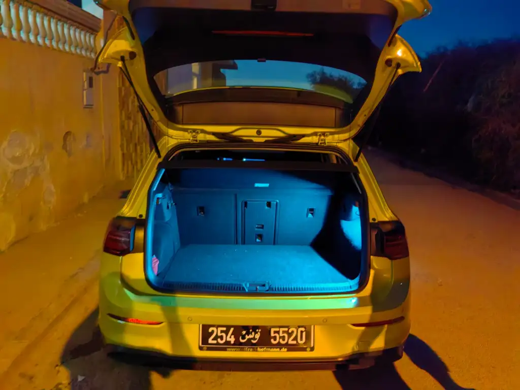 Volkswagen Golf 8 - Photo 12