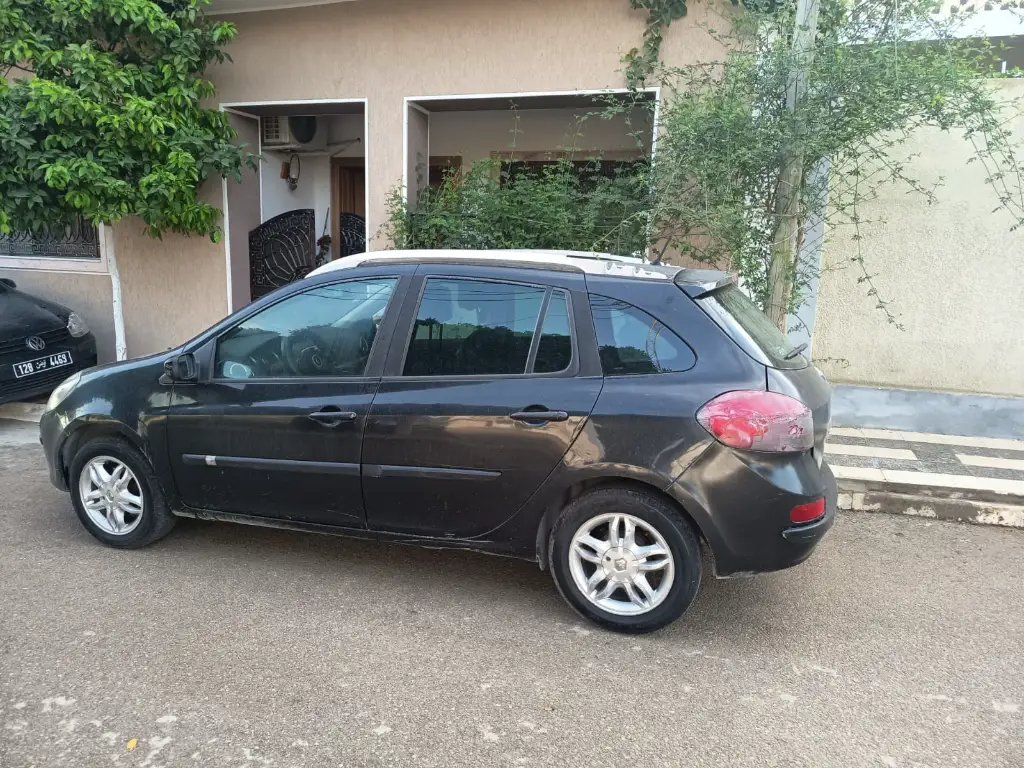 Renault Clio - Photo 8