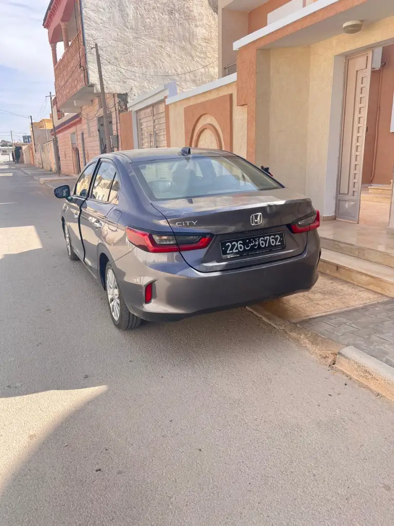 Honda AUTRE - Photo 2