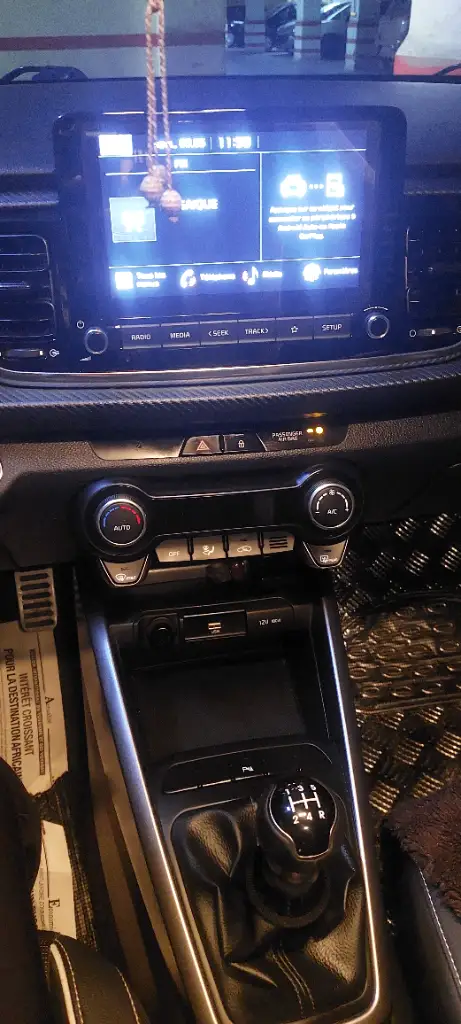 Kia RIO - Photo 5