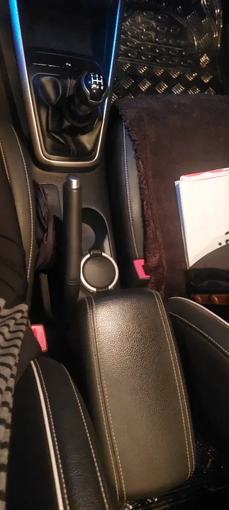 Kia RIO - Photo 6