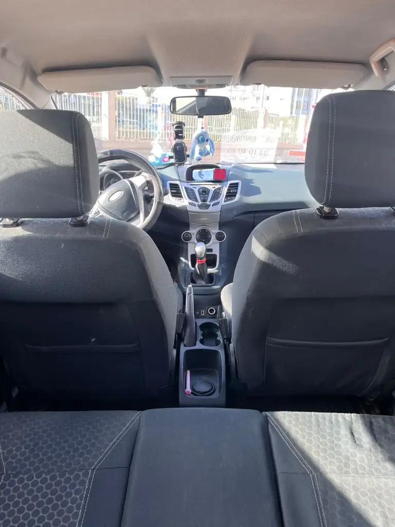 Ford FIESTA - Photo 5