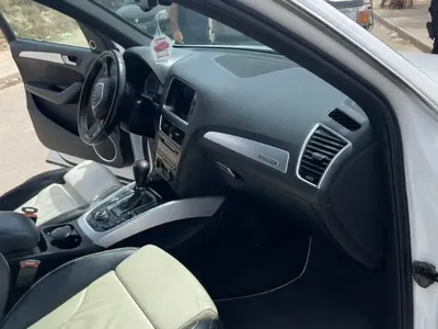 Audi Q5 - Photo 12