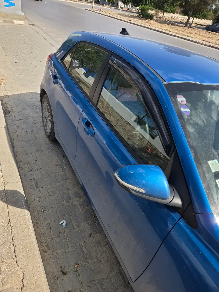 Kia RIO - Photo 2