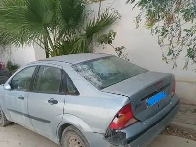 Ford FOCUS - Photo 2