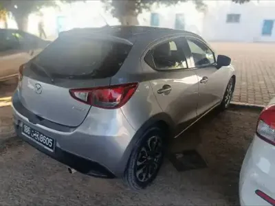 Mazda MAZDA2 - Photo 5