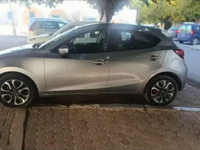 Mazda MAZDA2 - Photo 4