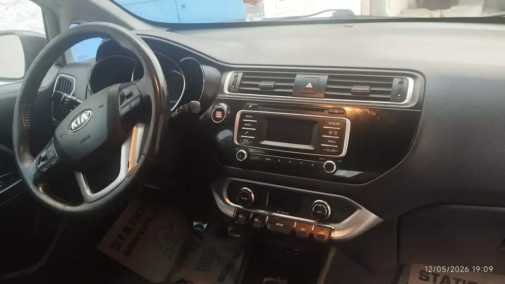 Kia RIO - Photo 5