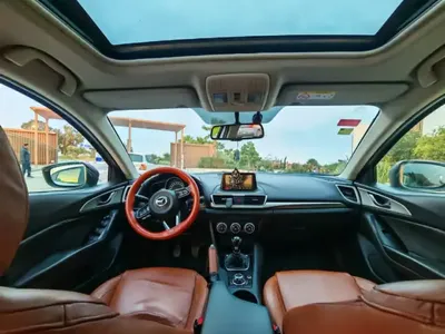 Mazda MAZDA3 - Photo 8
