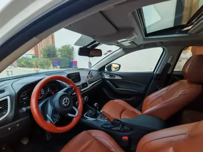 Mazda MAZDA3 - Photo 5