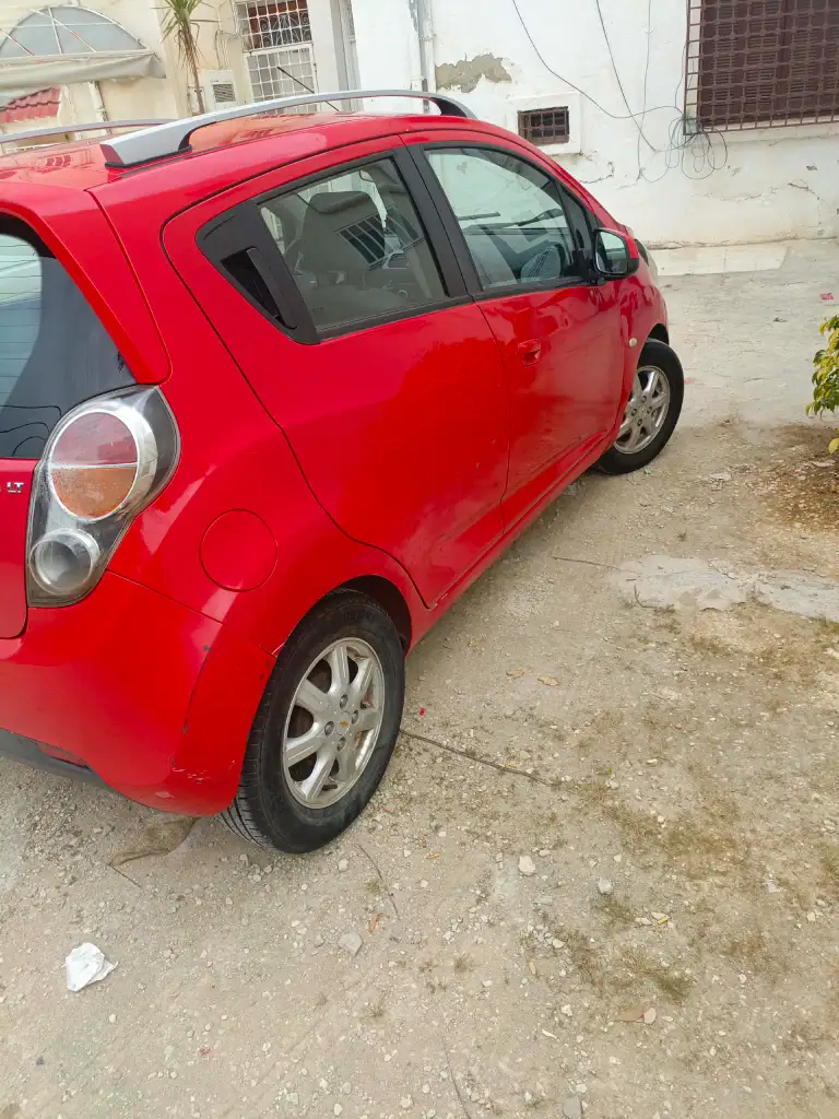 Chevrolet SPARK - Photo 4