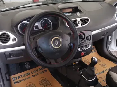 Renault Clio - Photo 6