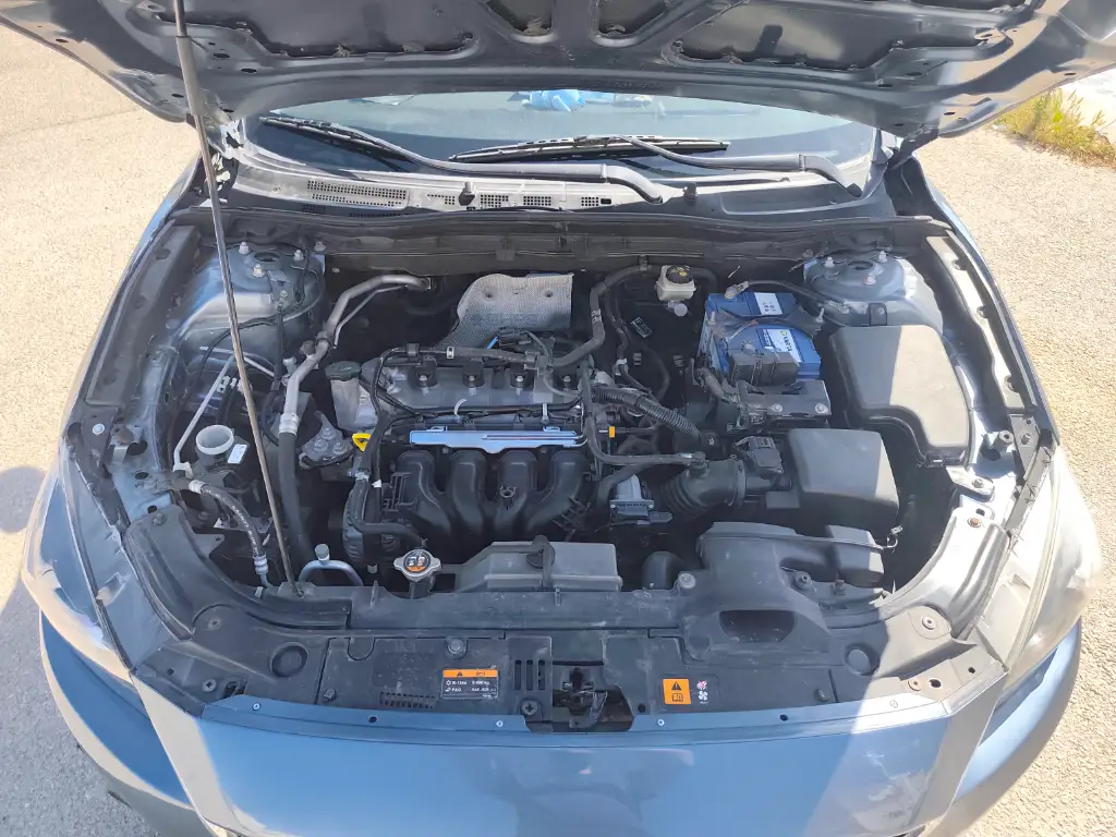 Mazda MAZDA3 - Photo 6