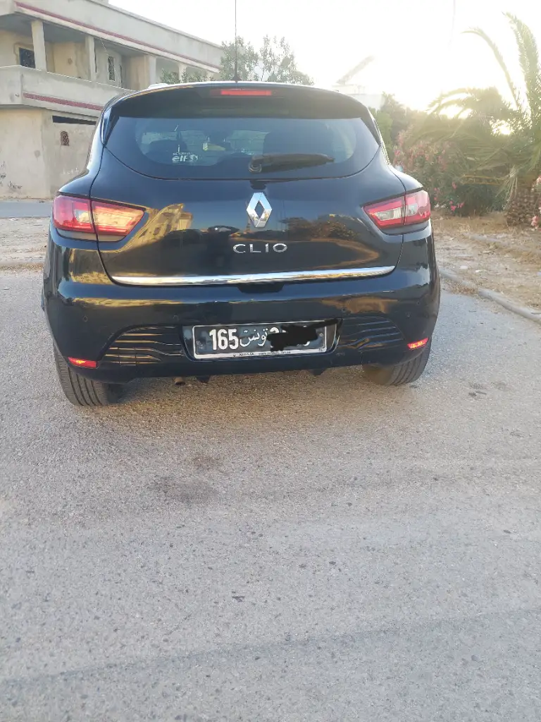 Renault Clio - Photo 6