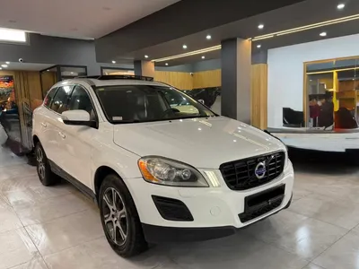 Volvo Xc60 - Photo 11