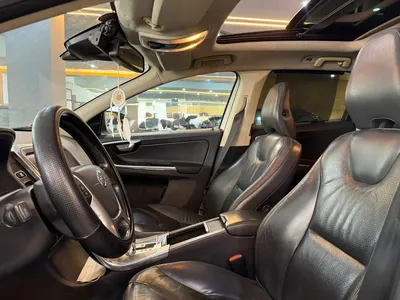 Volvo Xc60 - Photo 5