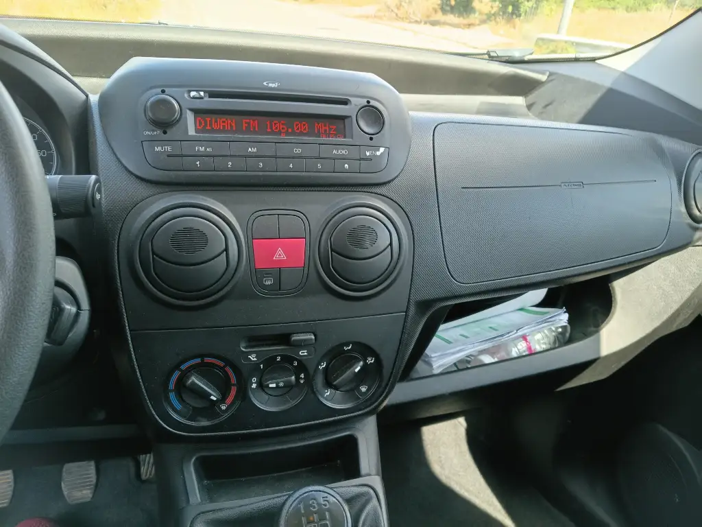 Peugeot Bipper Tepee - Photo 9