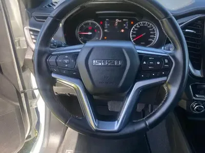 Isuzu D MAX - Photo 2