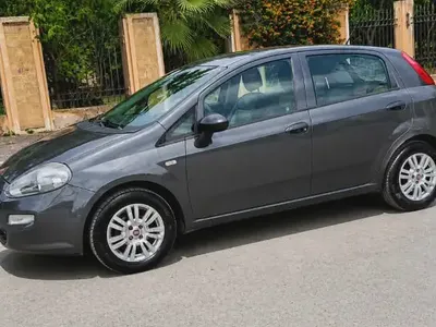 Fiat GRANDE PUNTO - Photo 7