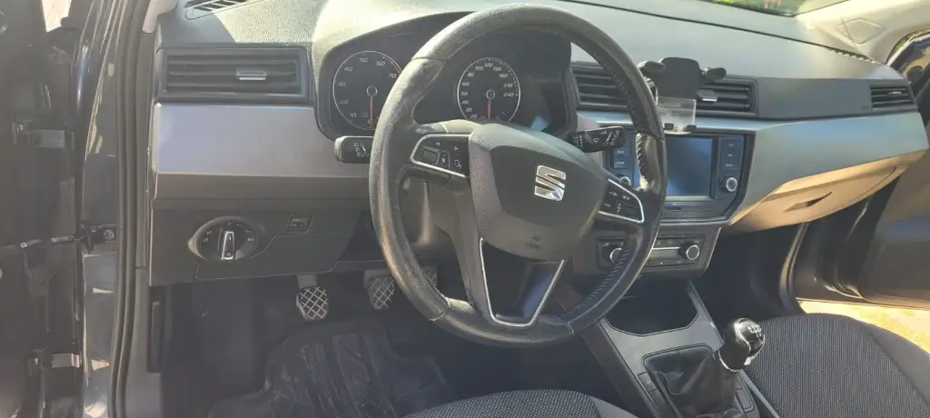 Seat Ibiza - Photo 4