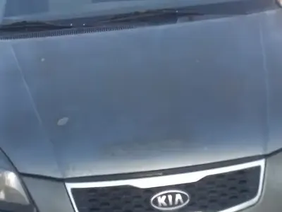 Kia RIO - Photo 5