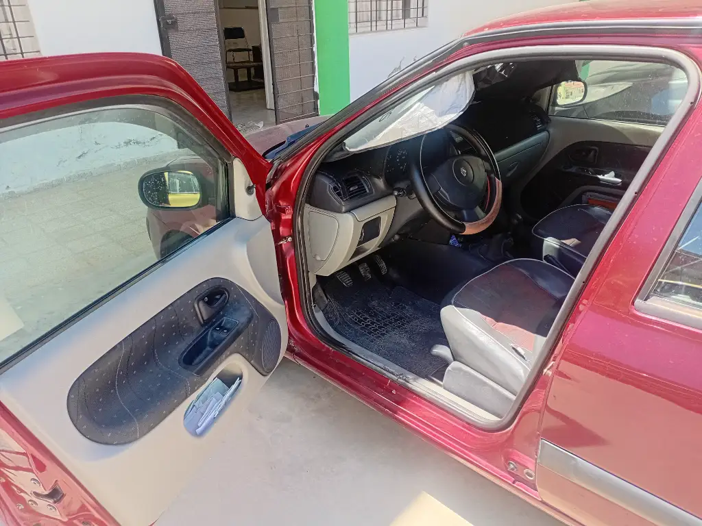 Renault Clio - Photo 3