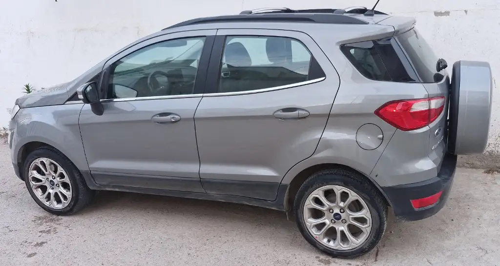 Ford ECOSPORT - Photo 2