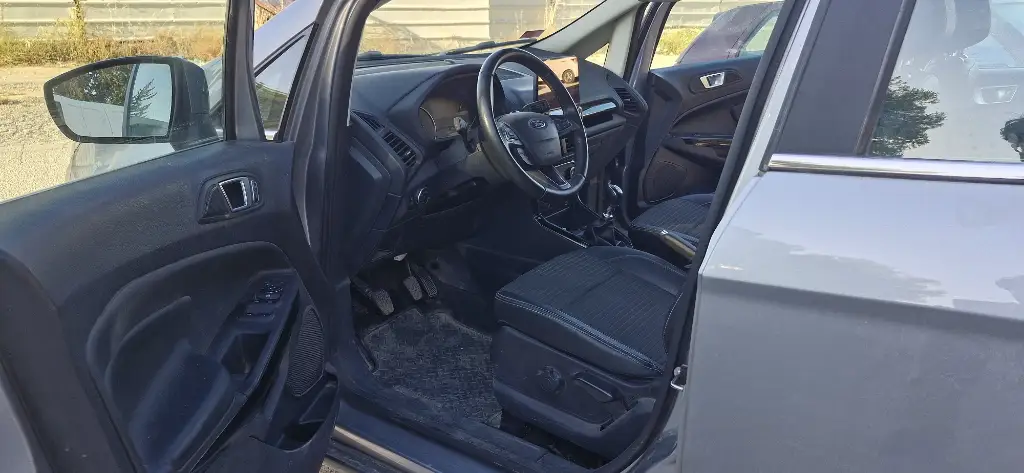 Ford ECOSPORT - Photo 6