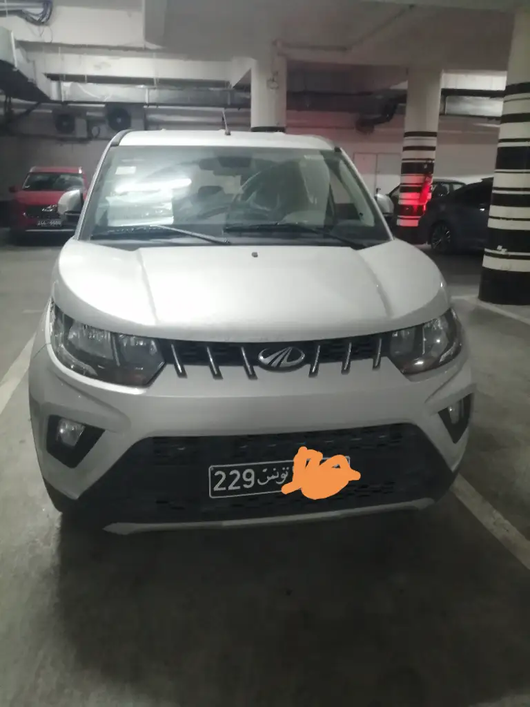 Mahindra KUV 100 2022