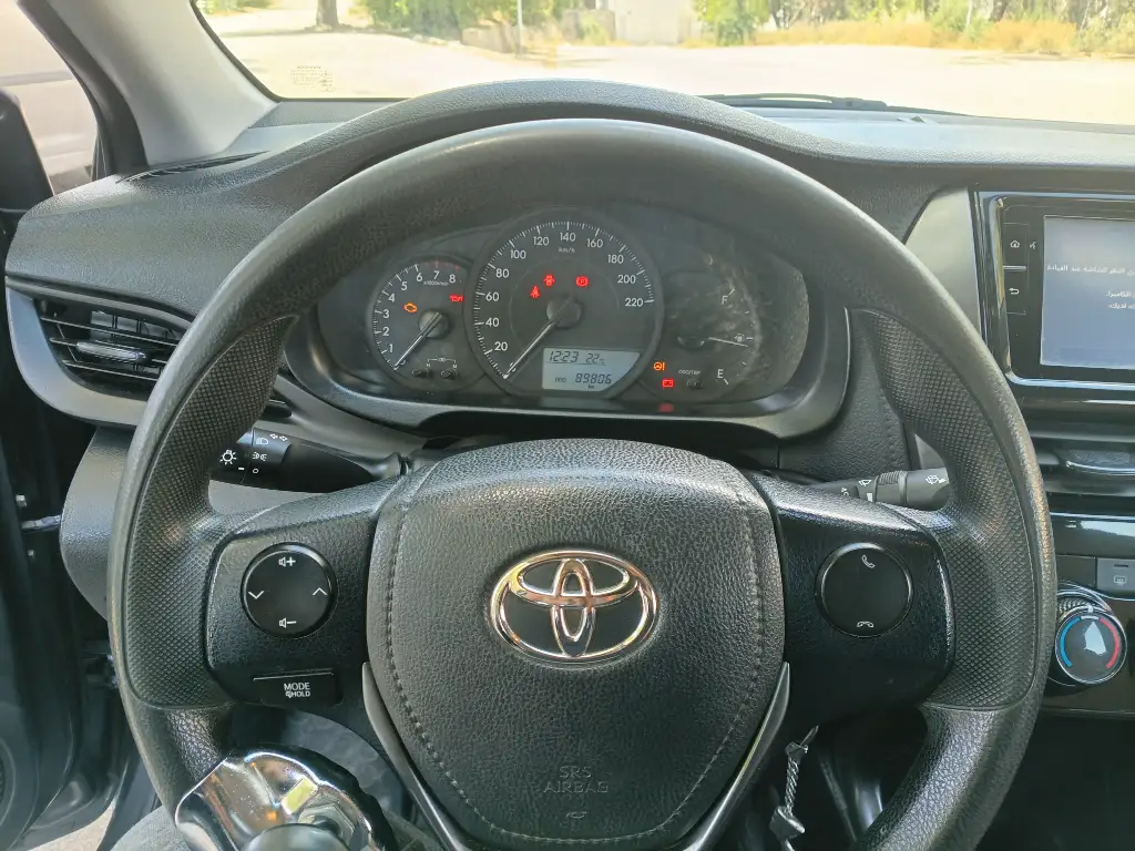 Toyota Yaris - Photo 5