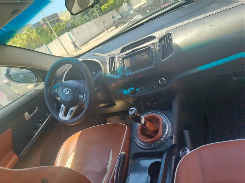 Kia SPORTAGE - Photo 4