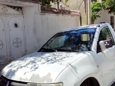Mitsubishi Autres 2015 2000000 km