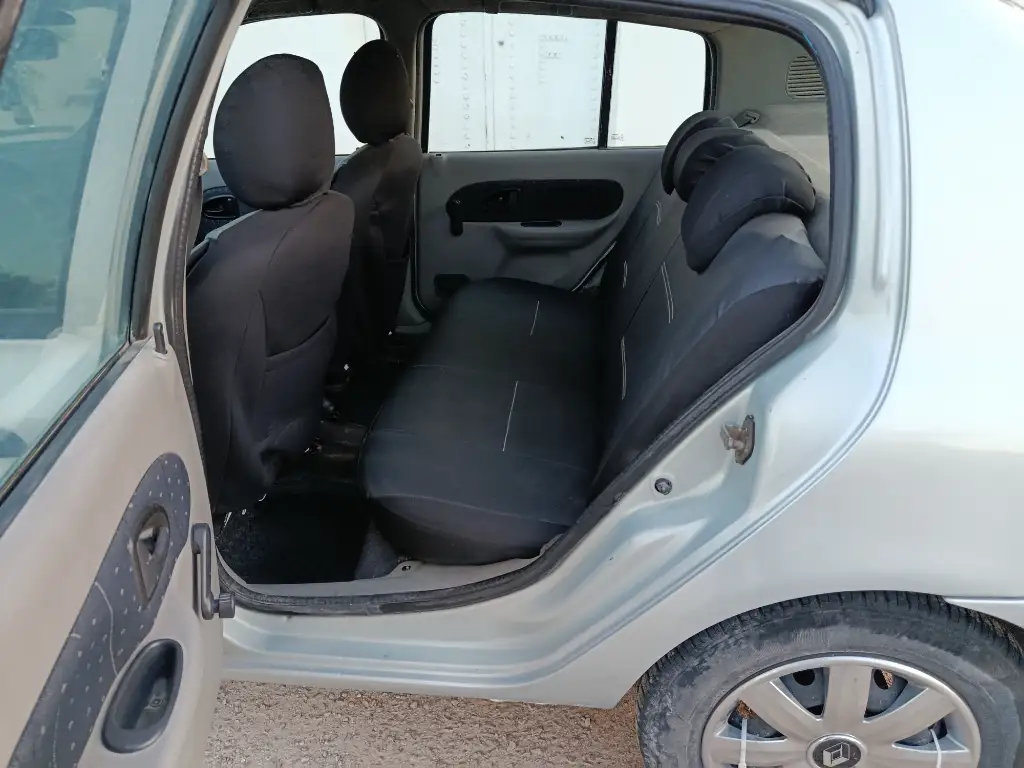 Renault Clio - Photo 6