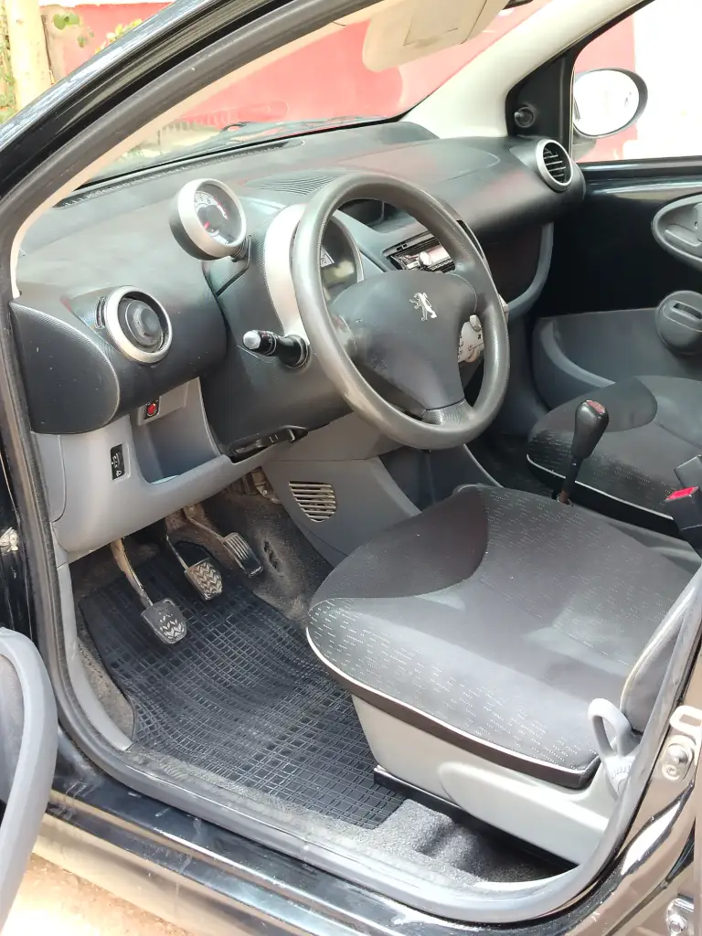 Peugeot 107 - Photo 8