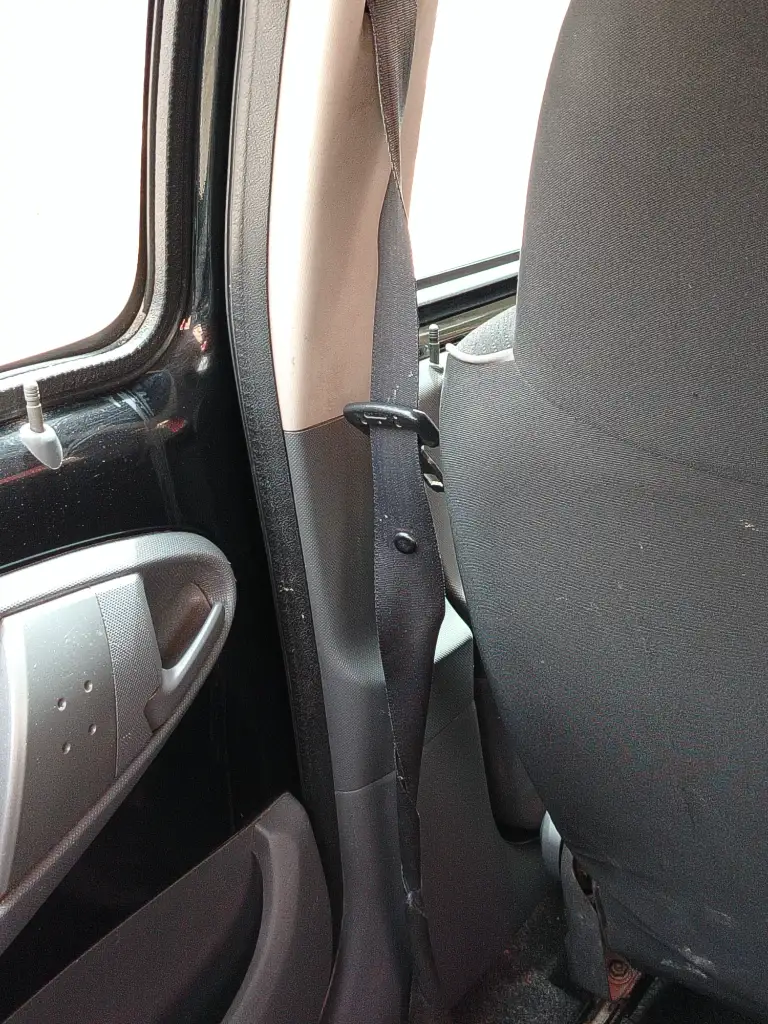 Peugeot 107 - Photo 9