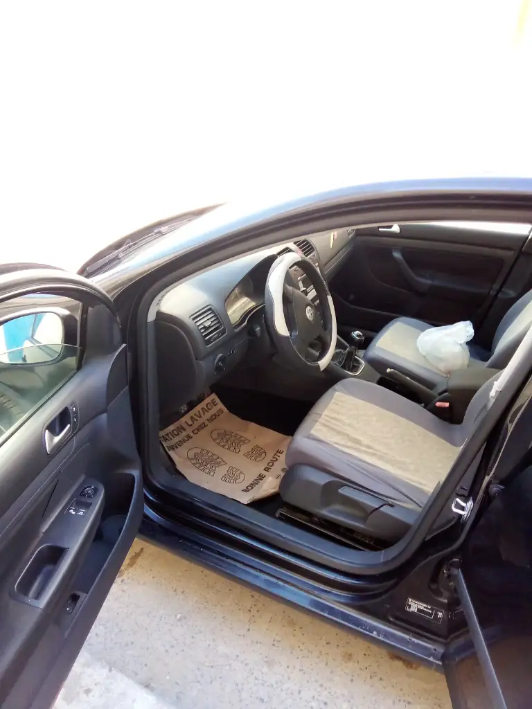 Volkswagen Golf 5 - Photo 8