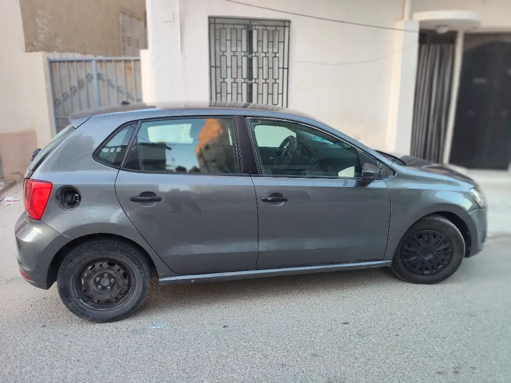 Volkswagen Polo - Photo 3