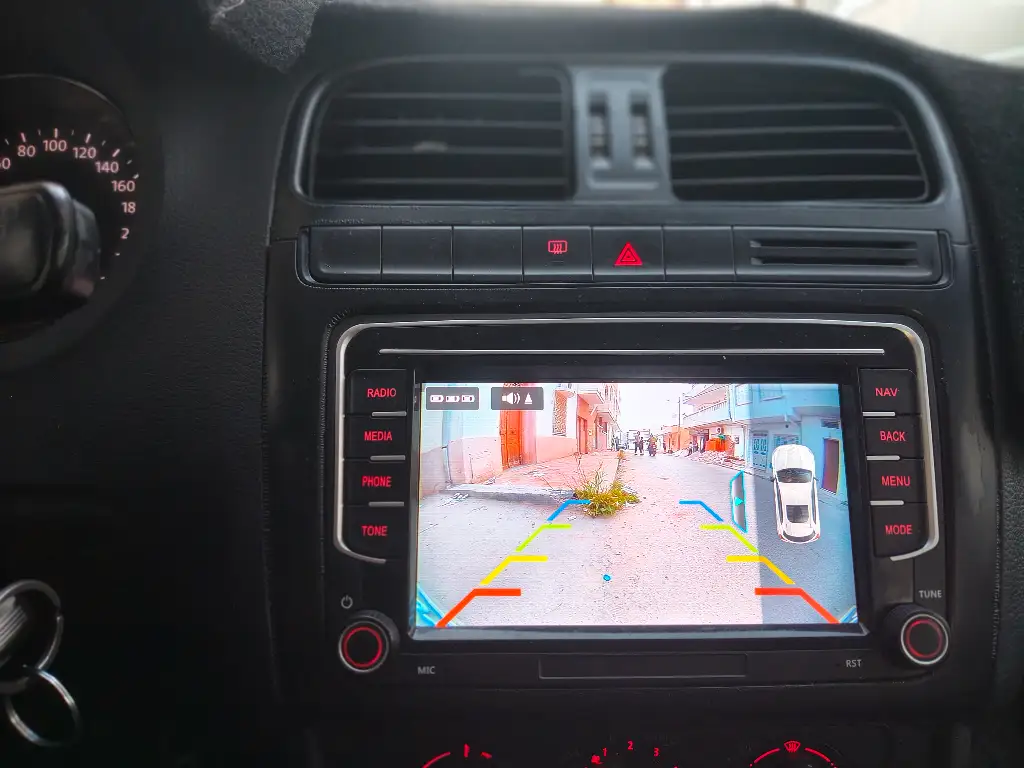 Volkswagen Polo - Photo 12